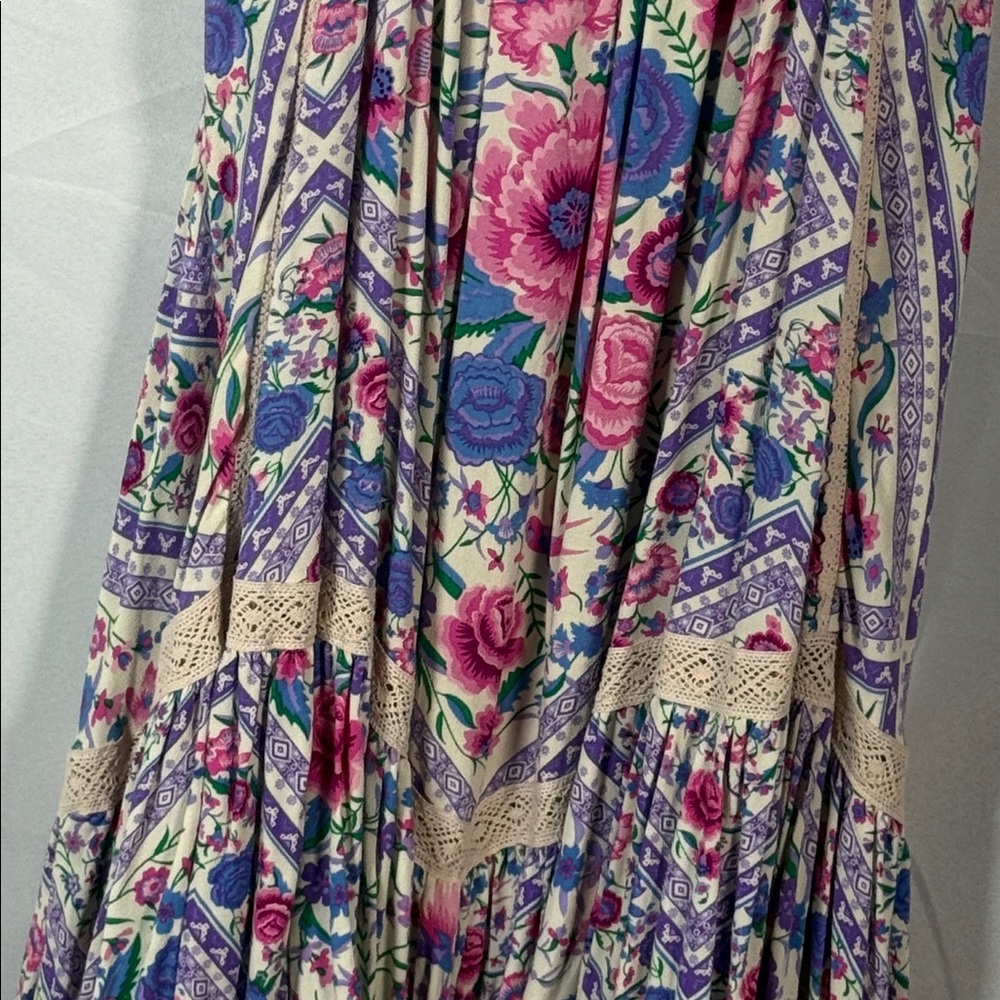 Spell Babushka Floral Lace-Trimmed Strappy Midi Dress in Lavender Size Large - Picture 6 of 12